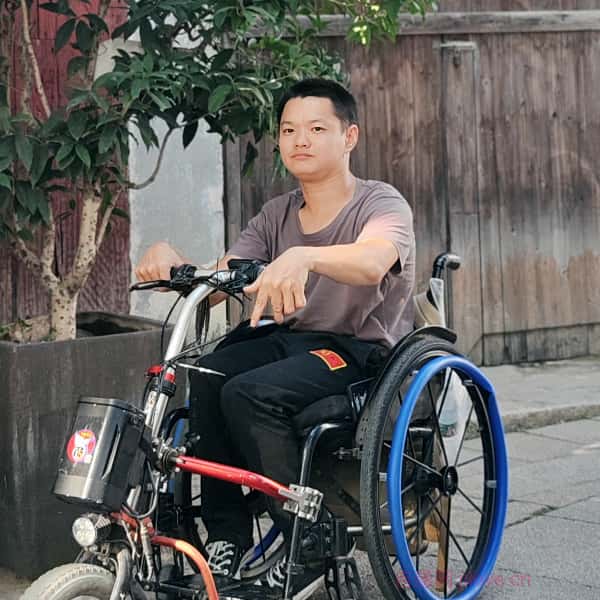 湖北32岁单身帅哥真诚找对象-温州征婚网